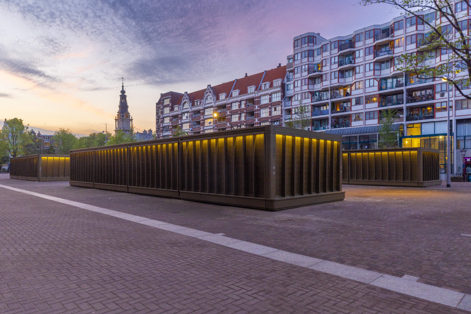 Atelier PUUUR_Waterlooplein kiosks