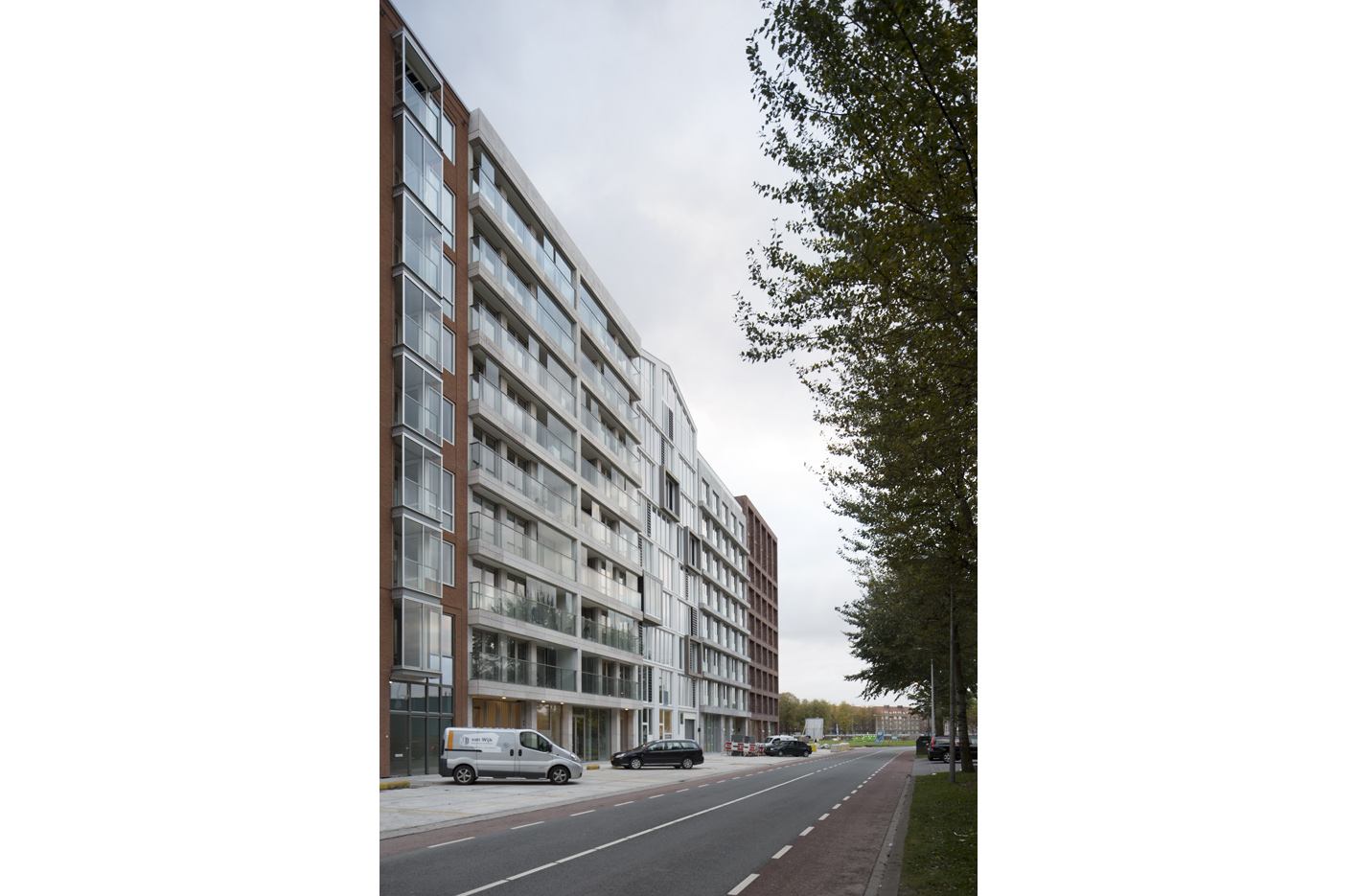 Atelier PUUUR BLOK straatbeeld wand HAPRANDAWEG Houthaven Amsterdam CO zelfbouw