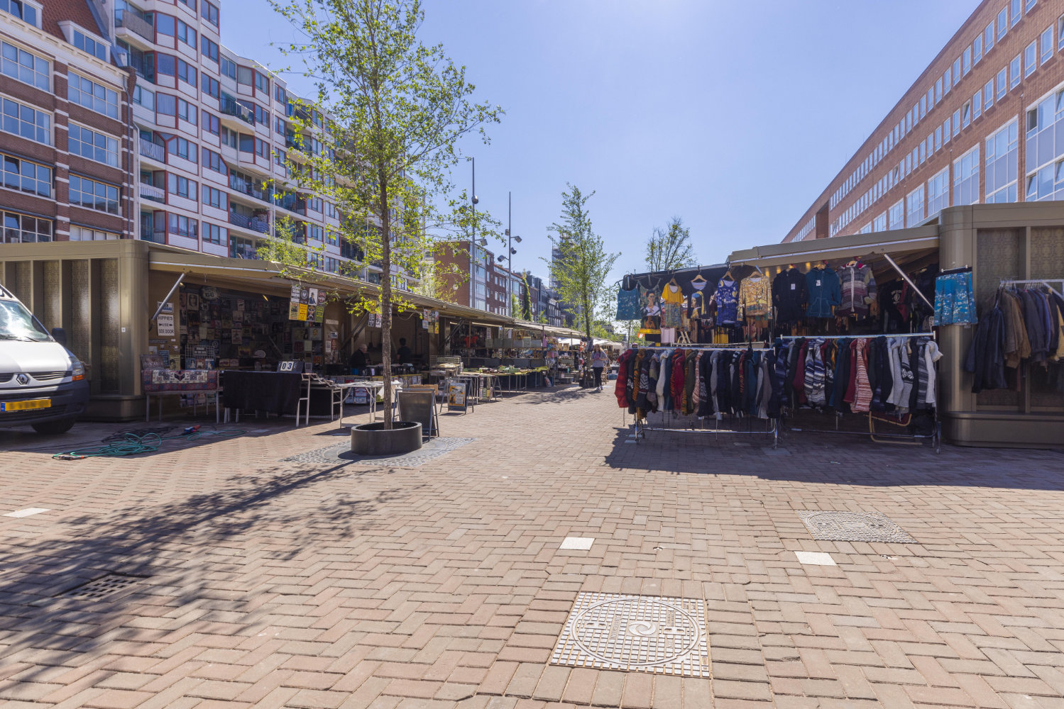 Atelier PUUUR_Waterlooplein kiosks 13